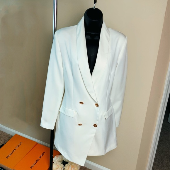 Fashion Nova Dresses & Skirts - NWT White gold button blazer dress